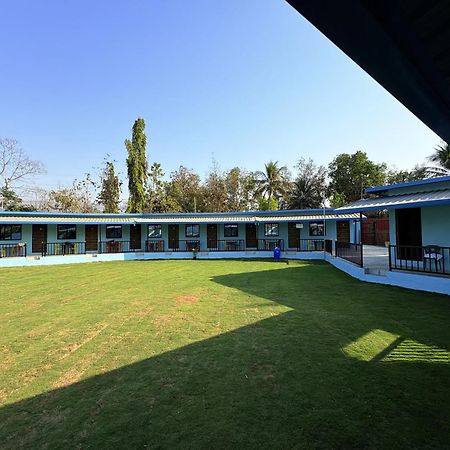 Deep Bhavani Resort Karjat Exterior photo